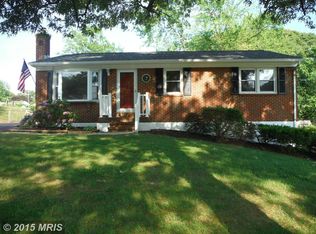 213 Oak Dr, Pasadena, MD