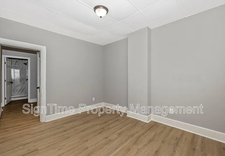 114 N Conococheague St — Photo 9