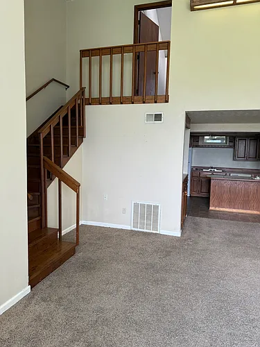 379 Hill Dr #3 Photo 1