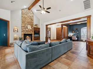 19416 Redbud Creek Cir, Harrah, OK 73045