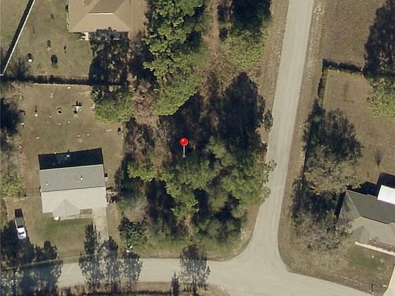 2nd image of 29 Pine Trace Loop