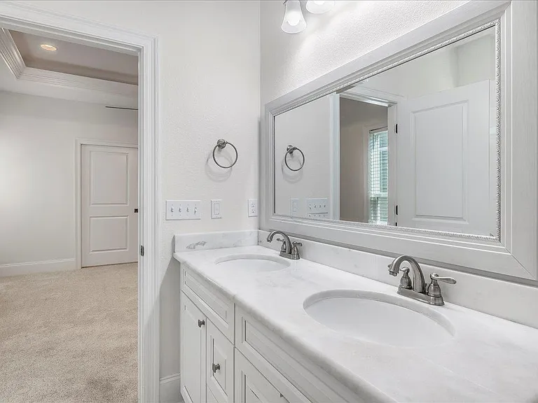 1544 Miccosukee Loop — Photo 28