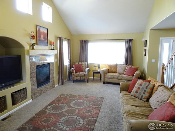 2nd image of 2895 Ariel Dr