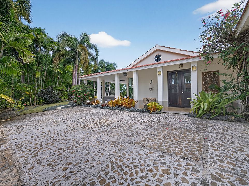 1st image of 114 Camino De Los Lcks