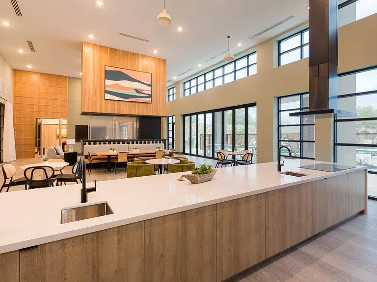 Scottsdale Entrada — Photo 16