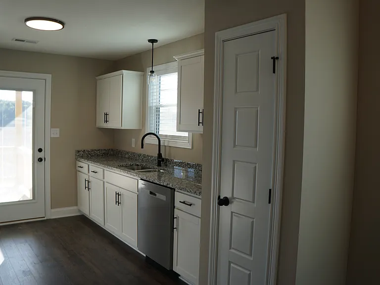 337 Hugh Hunter Rd — Photo 2