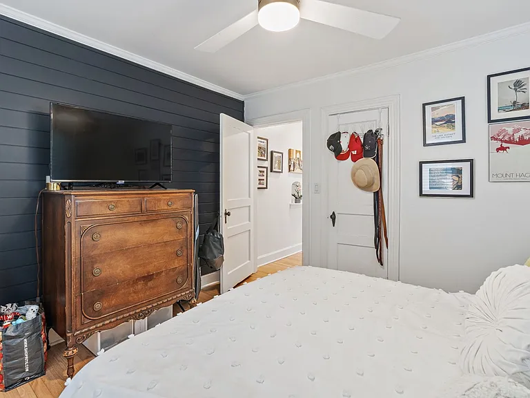 238 Thuss Ave #1 — Photo 10