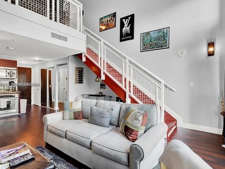 244 NE Biscayne Blvd #440 — Photo 10
