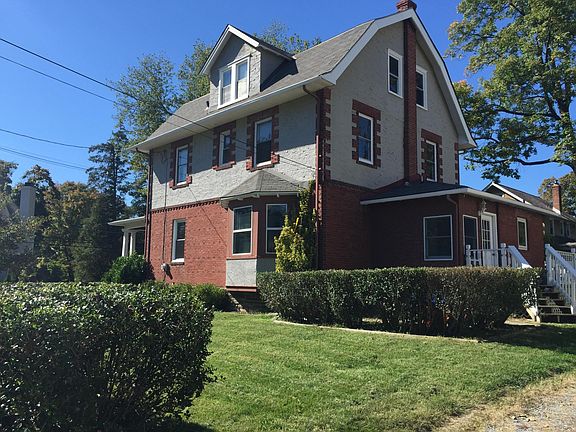 driveway view Penn Street