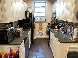 2416 29th St, Astoria, NY 11102
