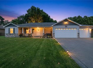 302 S Peach Tree Ave, Lone Jack, MO 64070