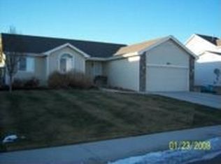 8857 Crossfire Dr, Wellington, CO 80549