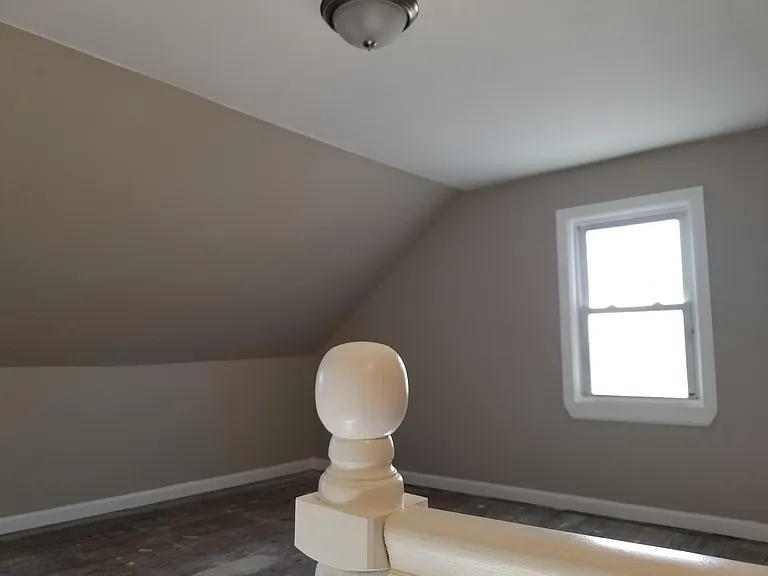 704 W Summer Rd — Photo 10