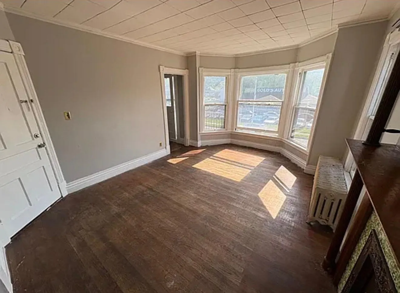 1 bed, 700 sqft, $1,100 — Photo 3