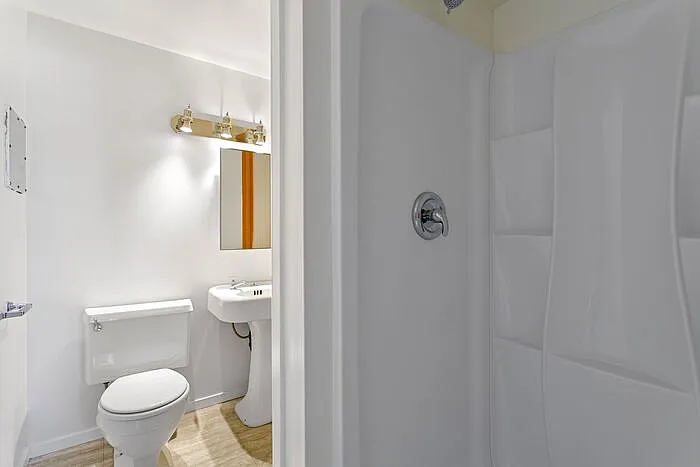801 SW Green Ave — Photo 5