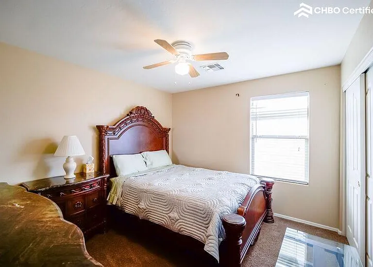 8607 W Brown St — Photo 18