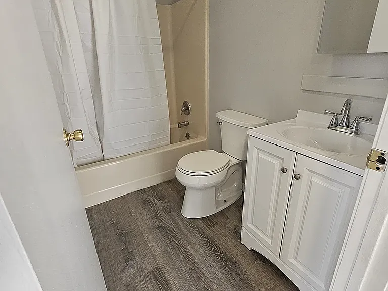 217 River St — Photo 4