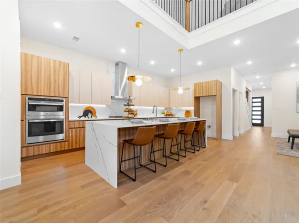 416 Mount Auburn Ave, Dallas, TX 75223