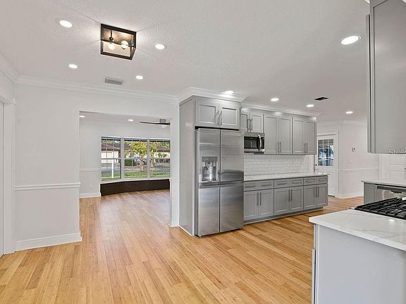 Open kitchen with dining area
