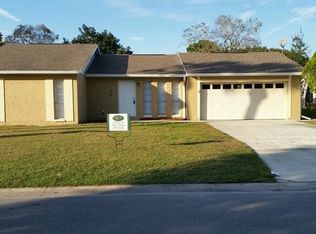 100 Poinsettia Dr, Kissimmee, FL 34743