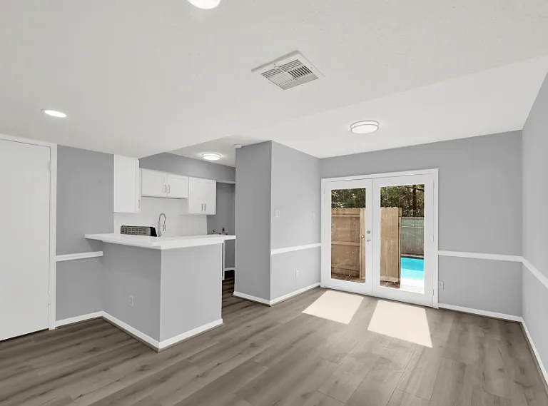 515 Tallowood Rd — Photo 1