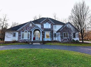 16670 Orange Ln, Chagrin Falls, OH 44023