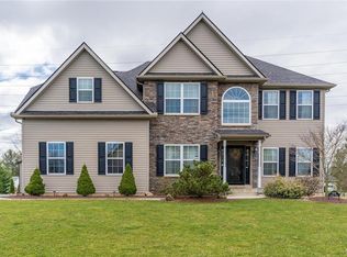 6576 Carmel Dr, Macungie, PA 18062
