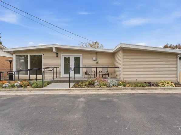 6610 W Overland Rd, Boise, ID 83709