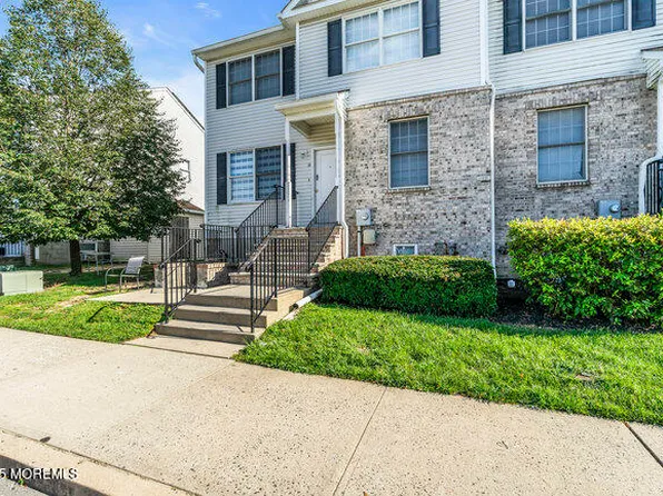 22 Empire Lane, Lakewood, NJ 08701