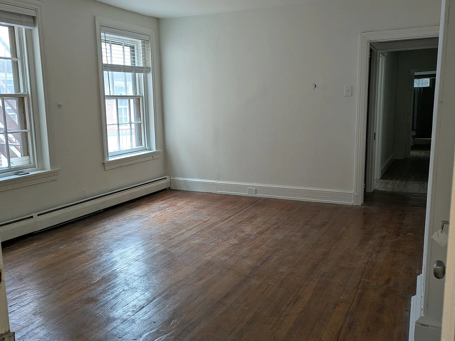 1 bed, 900 sqft, $1,500 — Photo 2