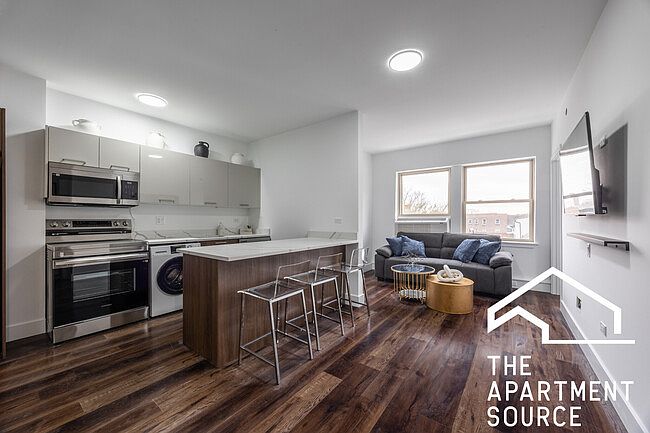 1st image of 1552 W Olive Ave #1C