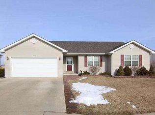 8424 Camelot Trce, Sturtevant, WI 53177