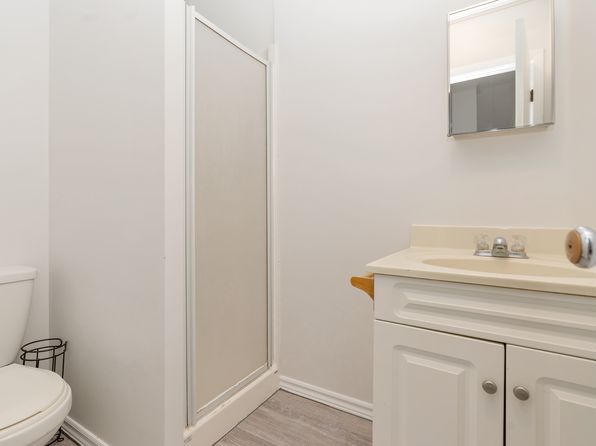 59 Peel St #2, Penetanguishene, ON L9M 1B7