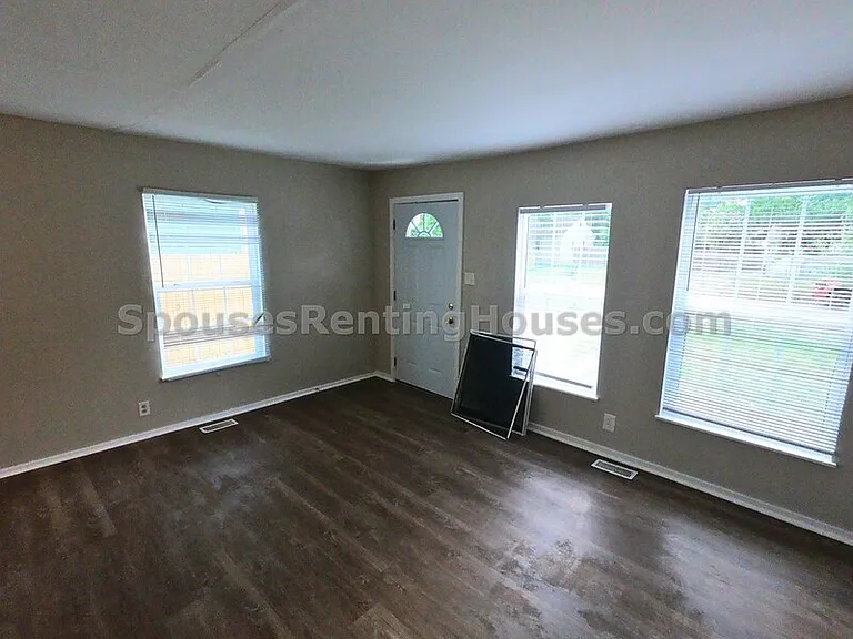 1909 N Colorado Ave — Photo 3