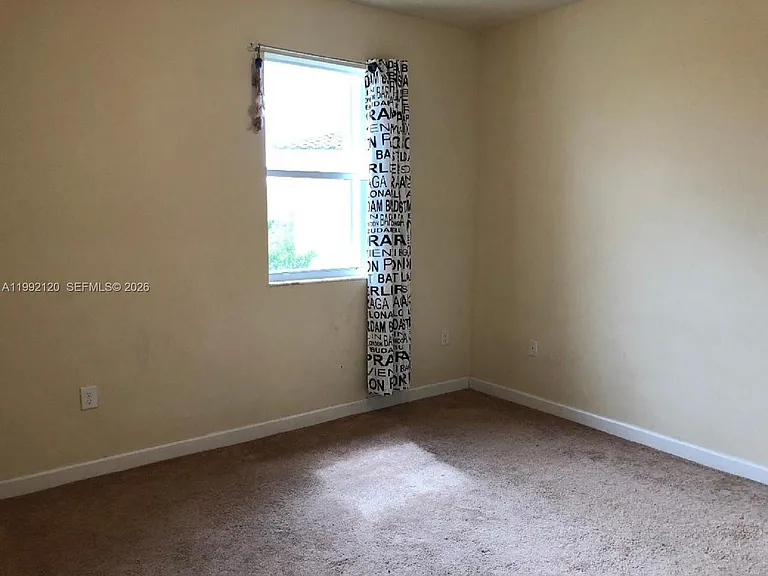 17000 SW 90th Ter — Photo 22