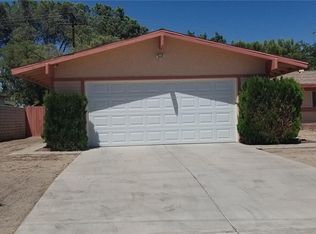 16364 Avalon Ave, Victorville, CA 92395