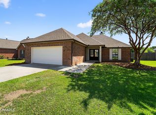 125 Chase Dr, Lafayette, LA 70507