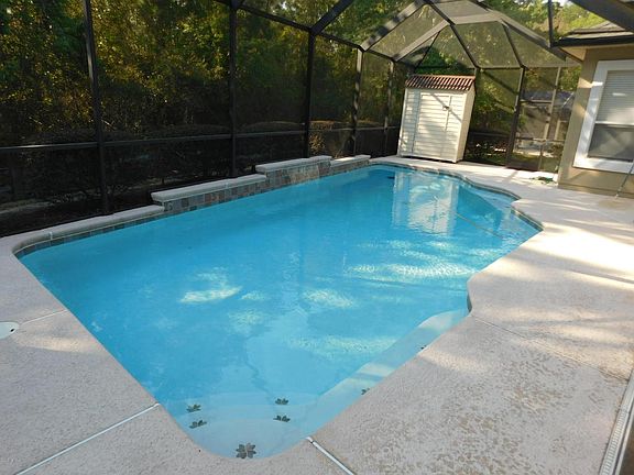 4th image of 2673 Country Club Blvd