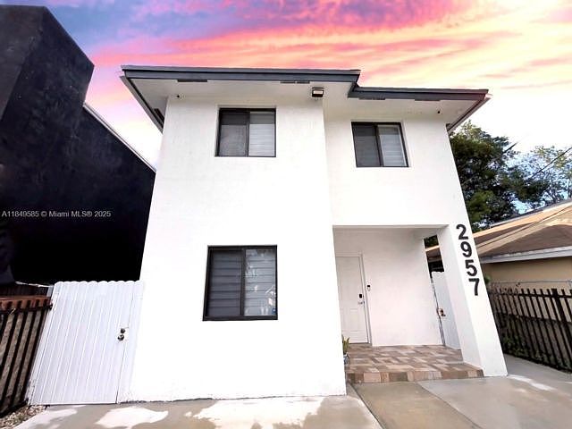 1st image of 2957 NW 45th St