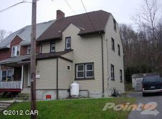 18 E Foster Ave, Coaldale, PA 18218