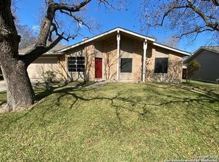 122 Kingsman St, Converse, TX 78109