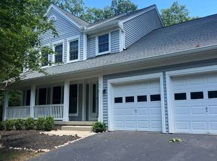 31 Puritan Pl, Stafford, VA 22554