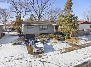 14806 Menard Ave, Oak Forest, IL 60452