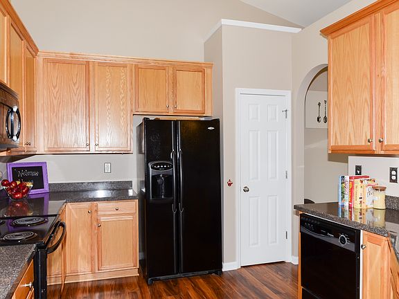 3rd image of 716 Byrum Way St