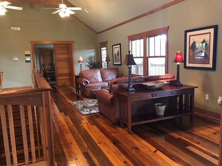 1301 Harts Ridge Dr — Photo 22