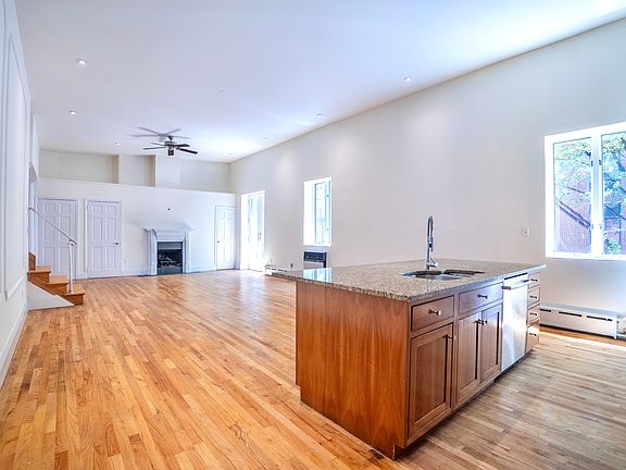 5th image of 279 W 22nd St APT 1