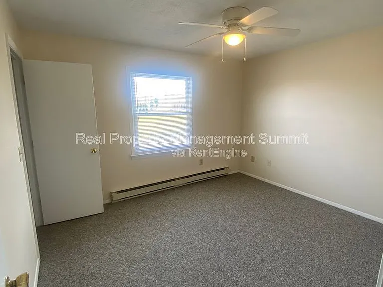 457 Steeles Fort Rd #10 — Photo 6