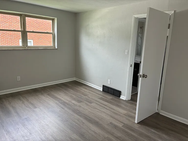 15 Ohio Ave #1 — Photo 7