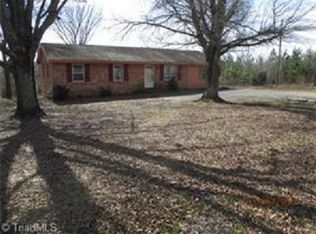 598 Piney Fork Church Rd, Eden, NC 27288