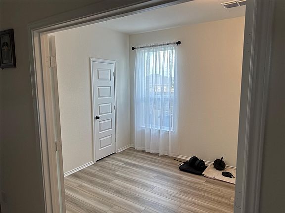3rd image of 4805 Mozzafiato Ln